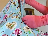 British milf gets oral from hottie